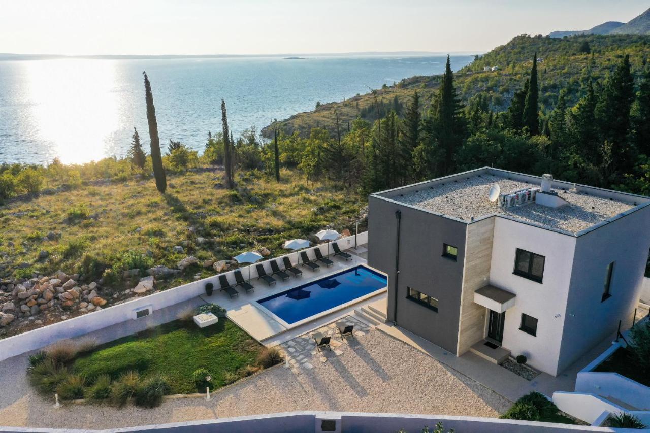 Villa Royal Promons - Heated Pool Starigrad Paklenica Exterior foto